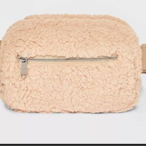 Cream Sherpa Style Belt Bag